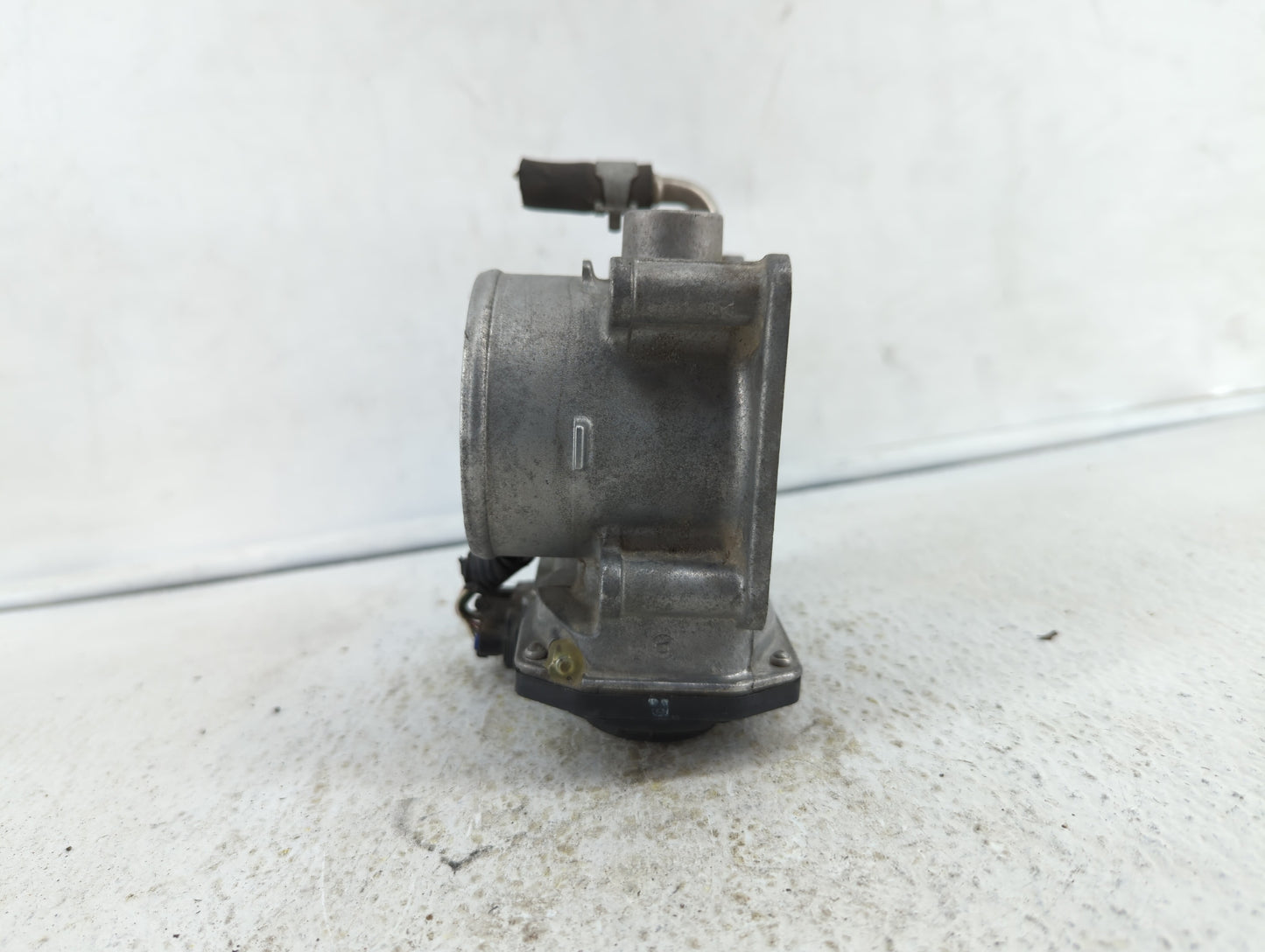 2013-2018 Nissan Altima Throttle Body P/N:3TA60-01 C 3TA60-01 B, 3TA60-01 A Fits Fits 2013 2014 2015 2016 2017 2018 2019 OEM