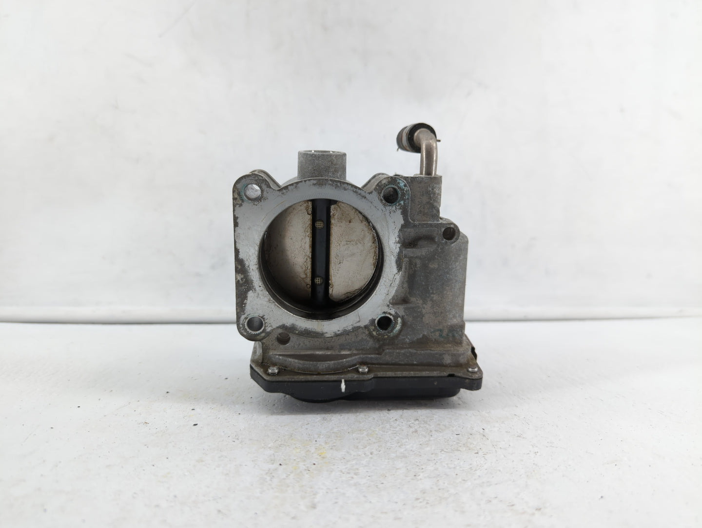 2013-2018 Nissan Altima Throttle Body P/N:3TA60-01 C 3TA60-01 B, 3TA60-01 A Fits Fits 2013 2014 2015 2016 2017 2018 2019 OEM