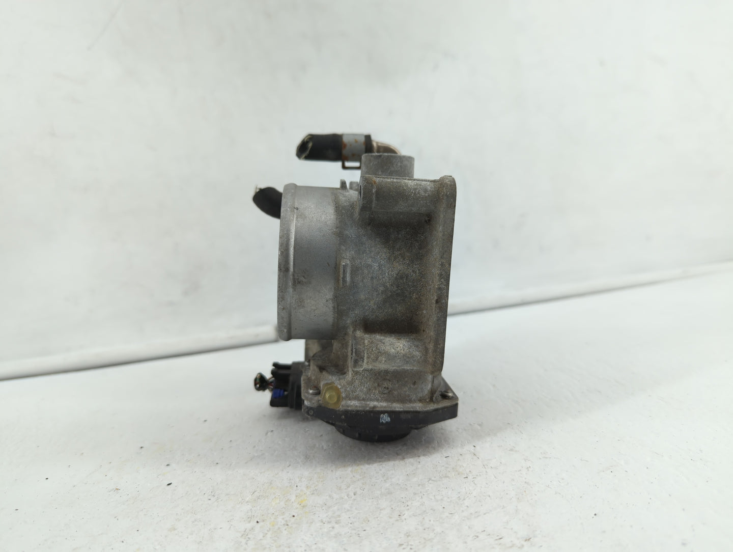 2013-2018 Nissan Altima Throttle Body P/N:3TA60-01 C 3TA60-01 B, 3TA60-01 A Fits Fits 2013 2014 2015 2016 2017 2018 2019 OEM