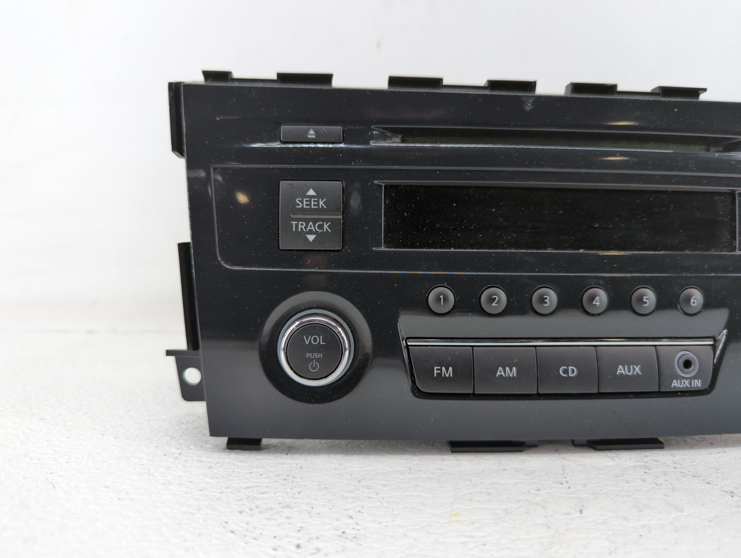 2013-2015 Nissan Altima Radio AM FM Cd Player Receiver Replacement P/N:28185 3TA0G 28185 3TB0G Fits Fits 2013 2014 2015 OEM 