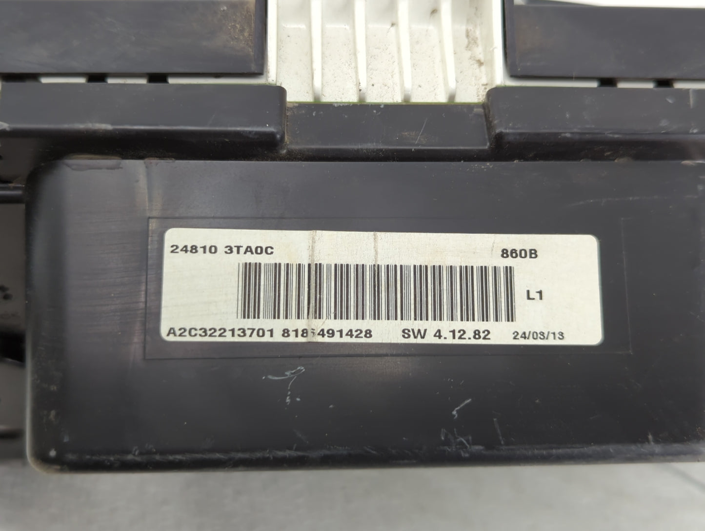 2013 Nissan Altima Instrument Cluster Speedometer Gauges P/N:24810 3TA0D 24810 3TA0C, 24810 3TA0B, 24810 3TA0A Fits OEM Used