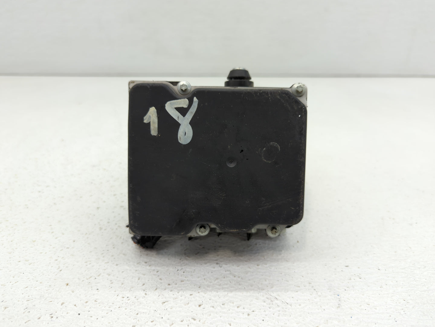 2011-2013 Nissan Altima ABS Pump Control Module Replacement P/N:47660 3TA0A 47660 ZX60A, 47660 ZX65A Fits Fits 2011 2012 201