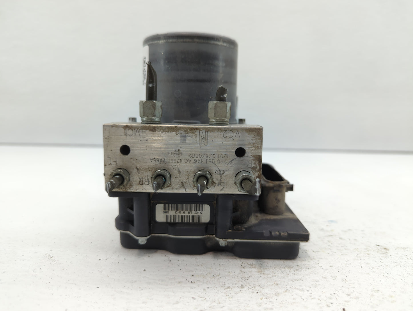 2011-2013 Nissan Altima ABS Pump Control Module Replacement P/N:47660 3TA0A 47660 ZX60A, 47660 ZX65A Fits Fits 2011 2012 201