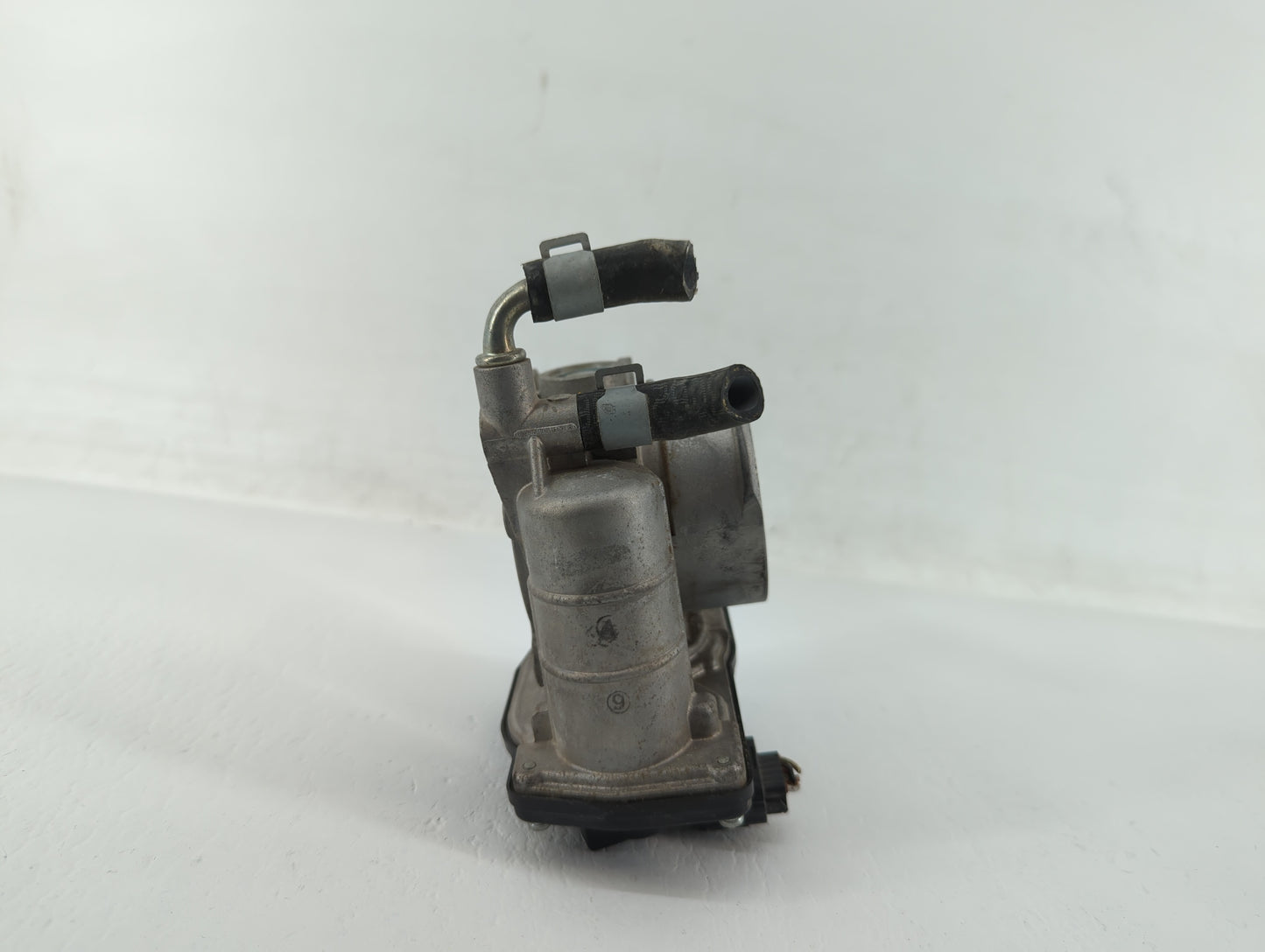 2007-2013 Nissan Altima Throttle Body P/N:RME60-16 RME60-15 Fits Fits 2007 2008 2009 2010 2011 2012 2013 OEM Used Auto Parts