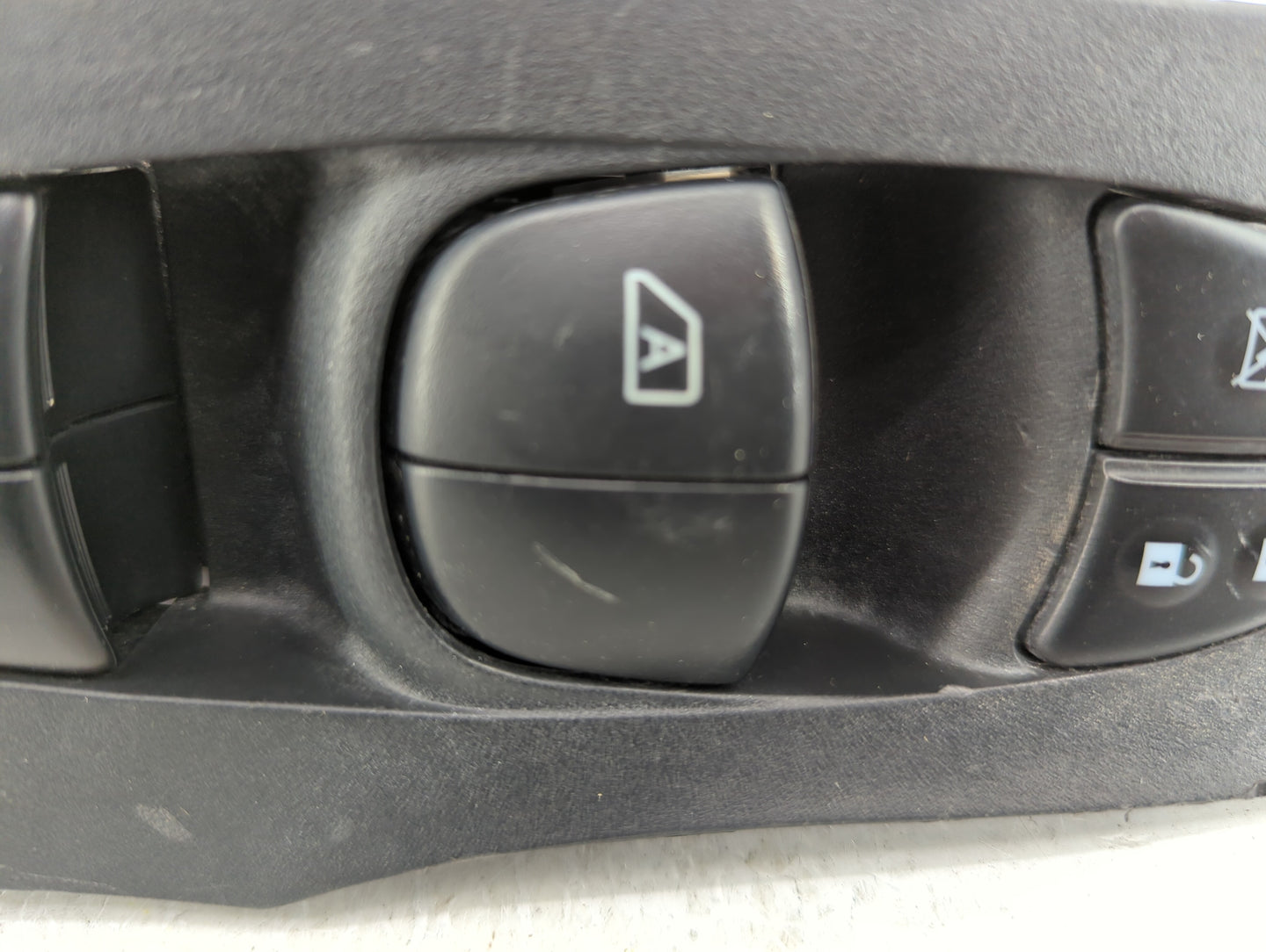 2013-2018 Nissan Altima Master Power Window Switch Replacement Driver Side Left P/N:25401 3TA5A 25411 3TA1B Fits OEM Used Au