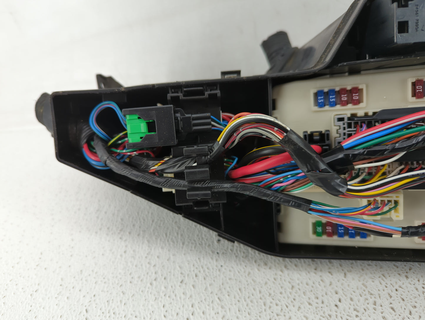 2013-2014 Nissan Altima Fusebox Fuse Box Panel Relay Module P/N:7254-5763 284B7 3TS0B, 284B7 3TA0B Fits Fits 2013 2014 OEM U