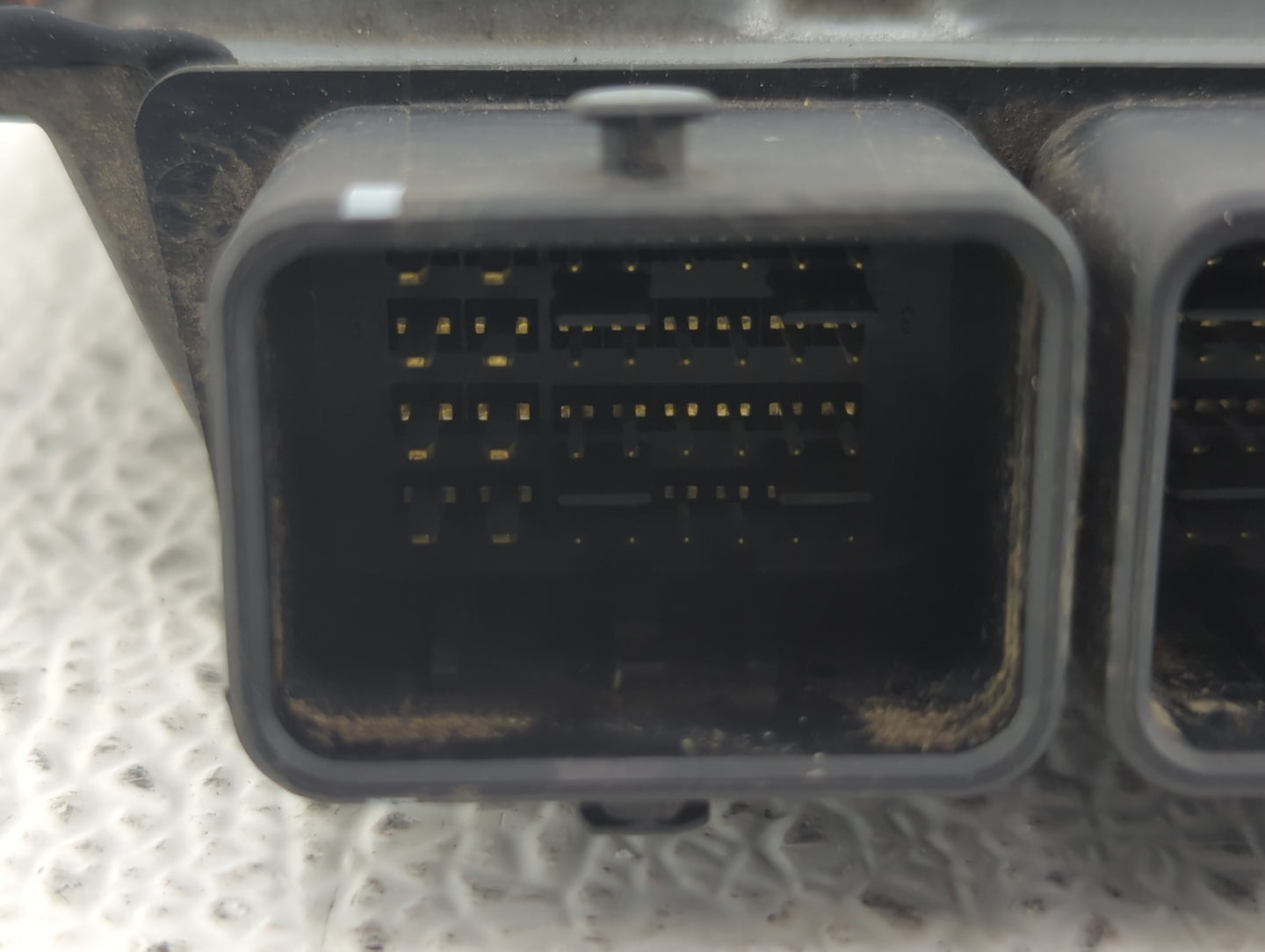 2013-2014 Nissan Altima PCM Engine Control Computer ECU ECM PCU OEM P/N:MEC300-002 A1 BEM400-300 A1 Fits Fits 2013 2014 OEM 
