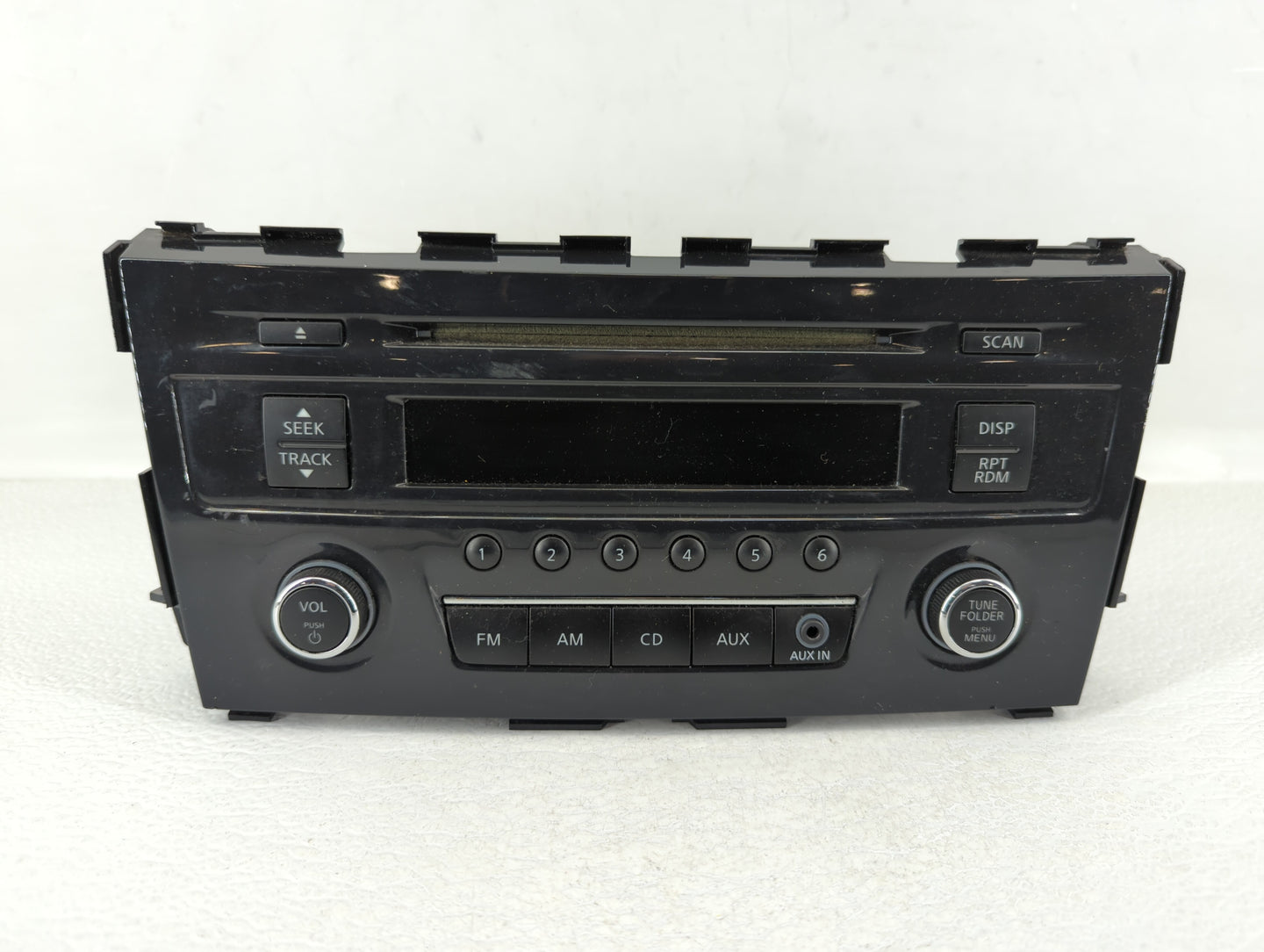 2013-2015 Nissan Altima Am Fm Cd Player Radio Receiver - Oemusedautoparts1.com