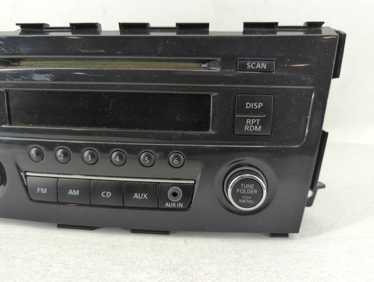 2013-2015 Nissan Altima Am Fm Cd Player Radio Receiver - Oemusedautoparts1.com