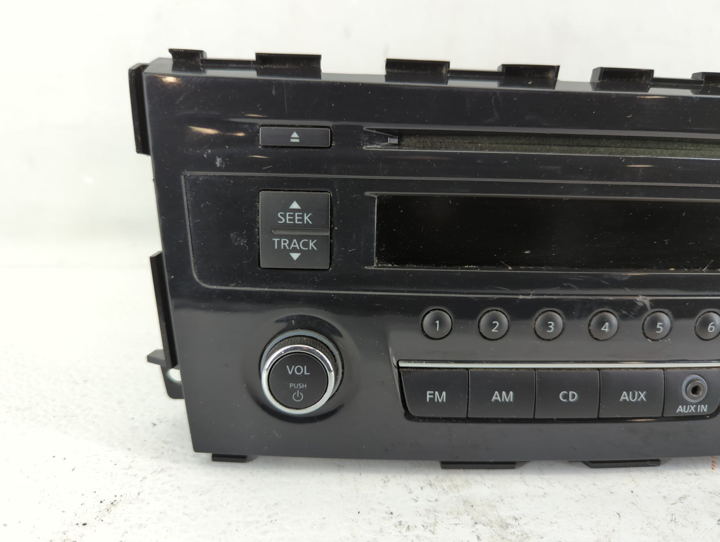 2013-2015 Nissan Altima Am Fm Cd Player Radio Receiver - Oemusedautoparts1.com