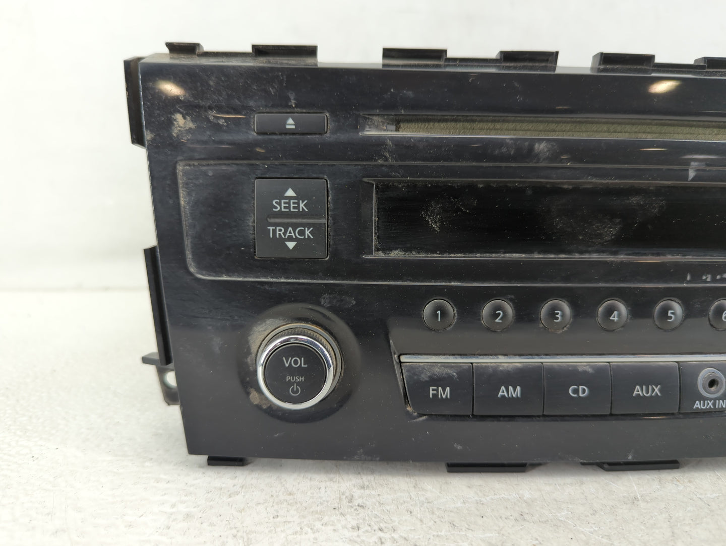 2013-2015 Nissan Altima Radio AM FM Cd Player Receiver Replacement P/N:28185 3TA0G Fits Fits 2013 2014 2015 OEM Used Auto Pa