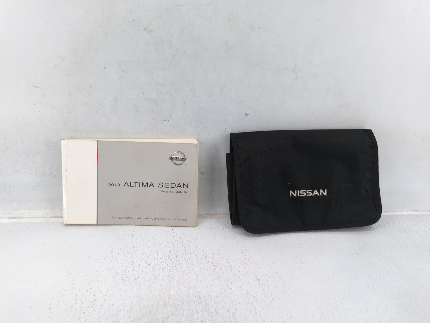 2013 Nissan Altima Owners Manual Book Guide OEM Used Auto Parts - Oemusedautoparts1.com