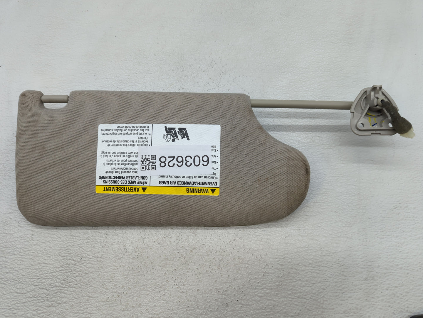 2013-2018 Nissan Altima Sun Visor Shade Replacement Driver Left Mirror Fits Fits 2013 2014 2015 2016 2017 2018 OEM Used Auto