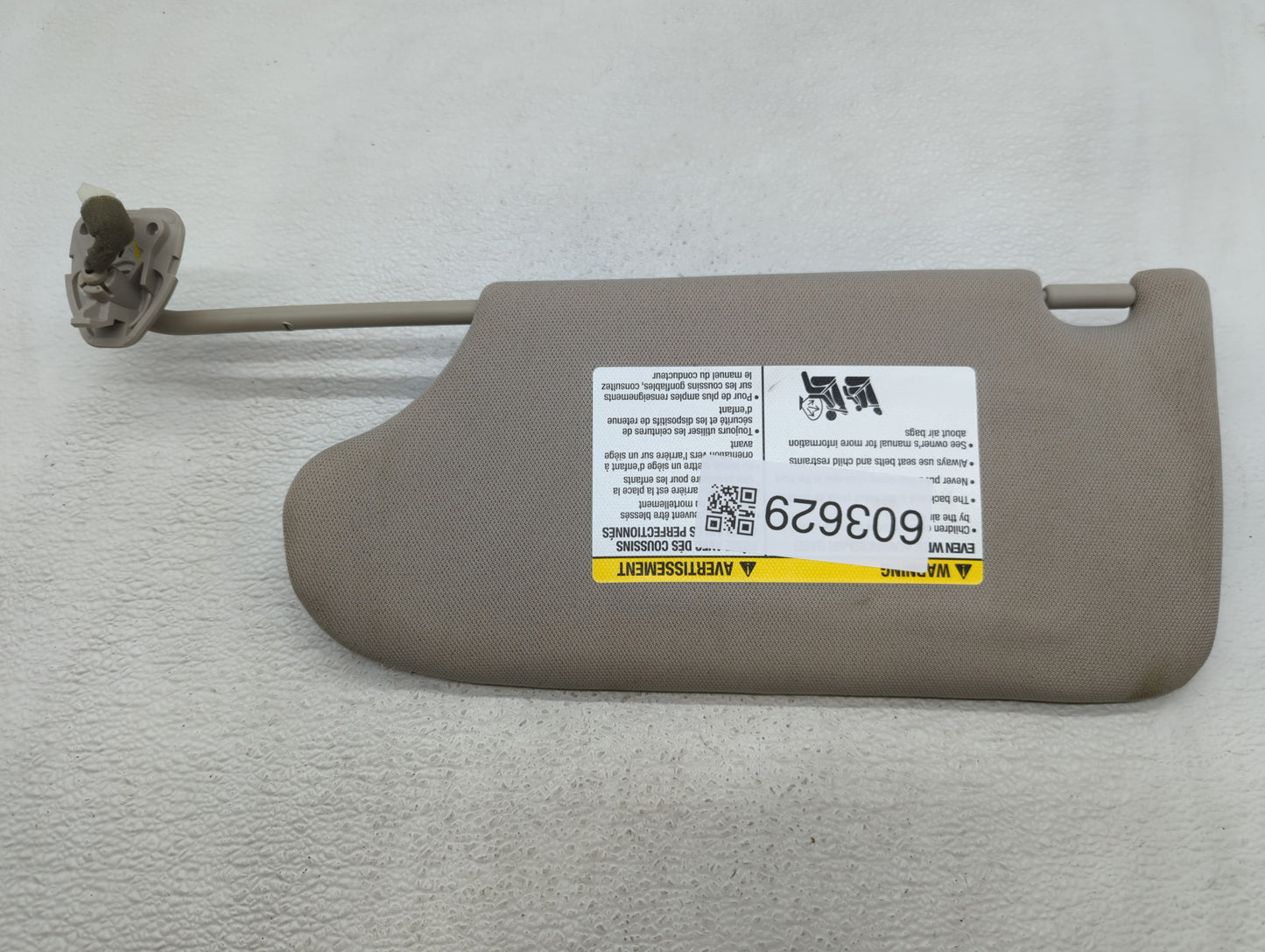2013-2018 Nissan Altima Sun Visor Shade Replacement Passenger Right Mirror Fits Fits 2013 2014 2015 2016 2017 2018 OEM Used 
