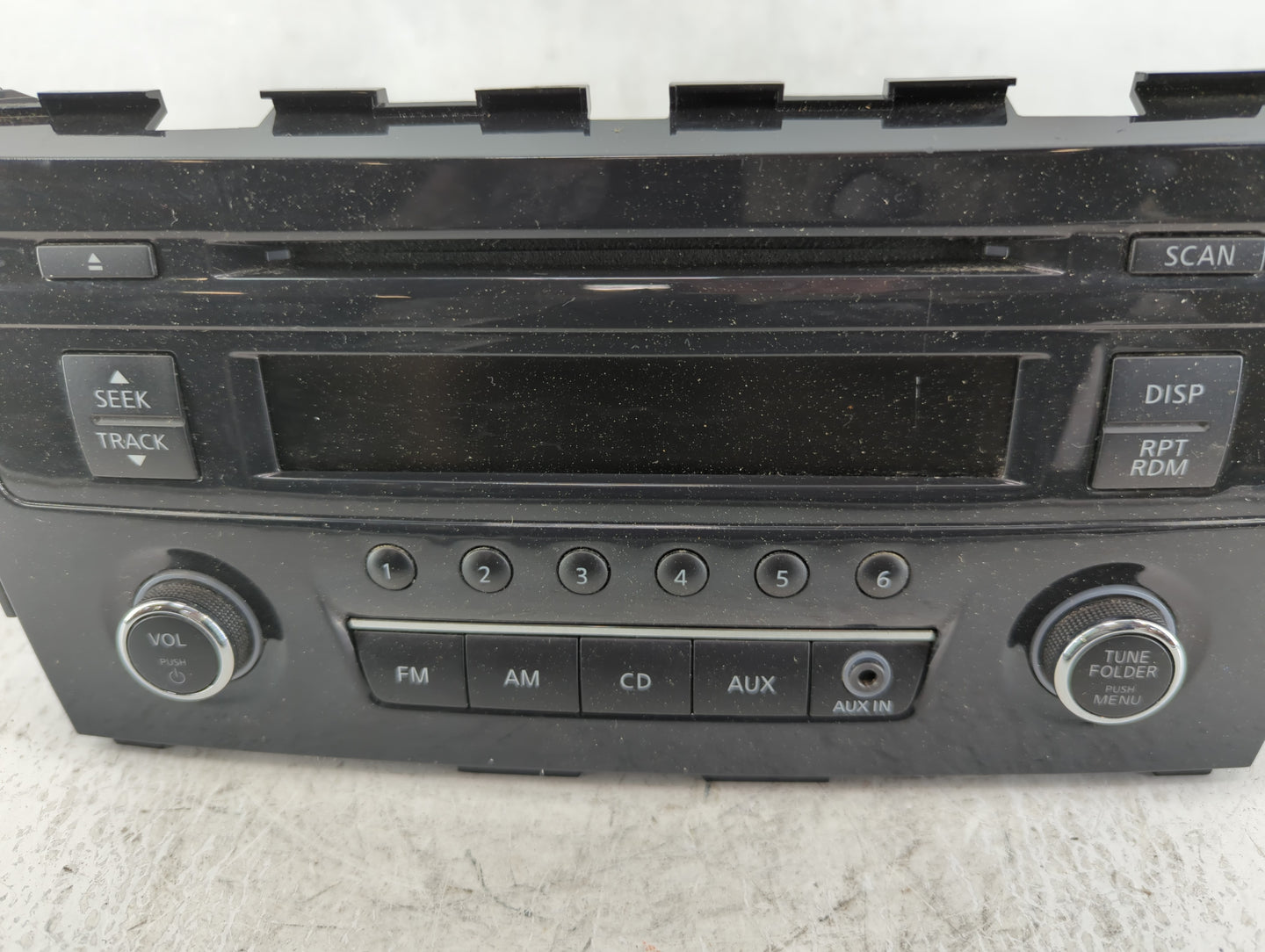 2013-2015 Nissan Altima Radio AM FM Cd Player Receiver Replacement P/N:28185 3TA0G Fits Fits 2013 2014 2015 OEM Used Auto Pa