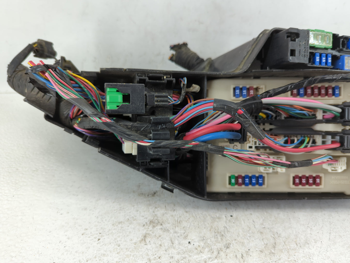 2011-2013 Nissan Altima Fusebox Fuse Box Panel Relay Module P/N:284B71AA1A Fits Fits 2011 2012 2013 OEM Used Auto Parts - Oe
