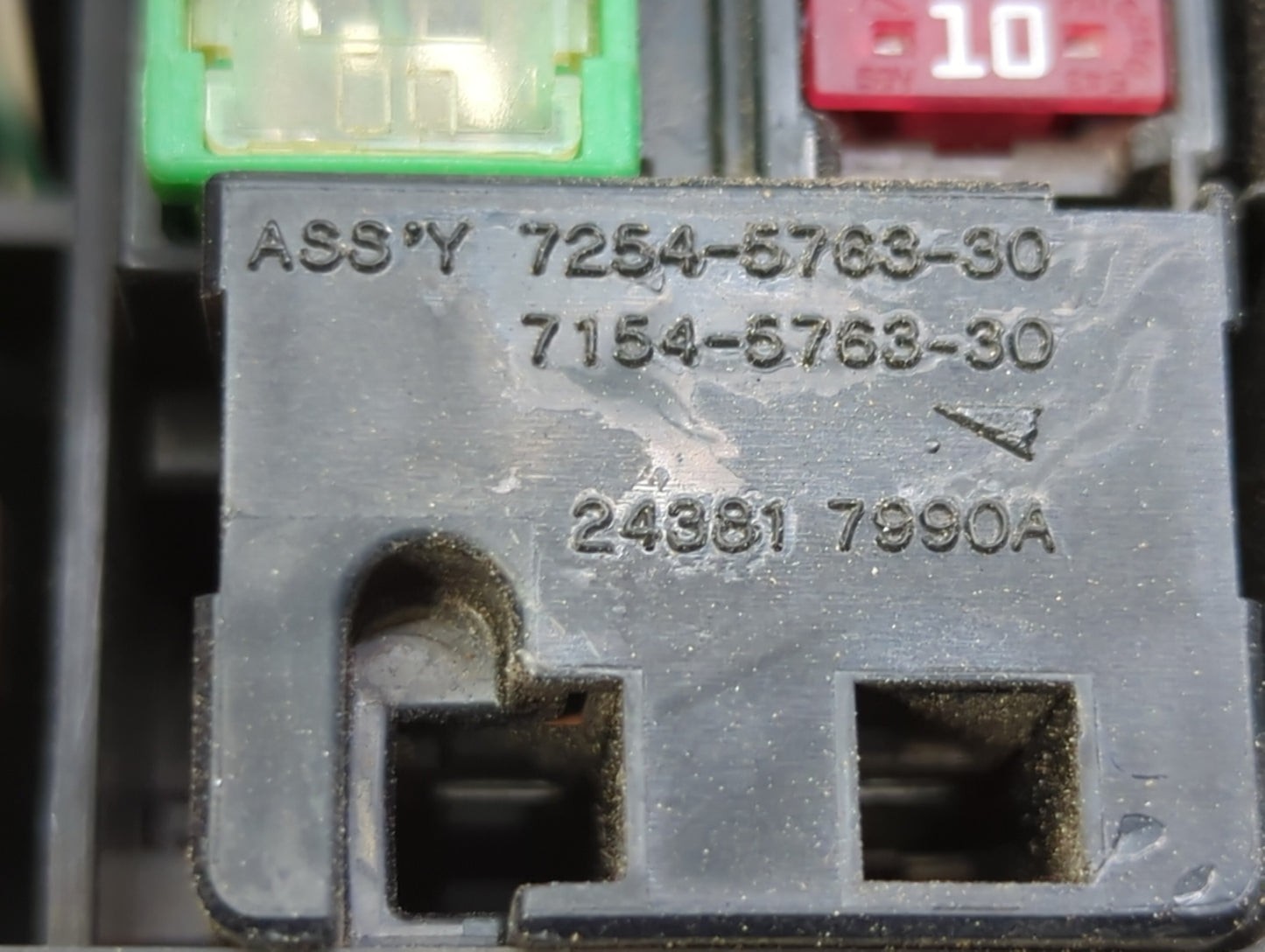 2013-2014 Nissan Altima Fusebox Fuse Box Panel Relay Module P/N:7154-5763-30 7254-5763-30 Fits Fits 2013 2014 OEM Used Auto 
