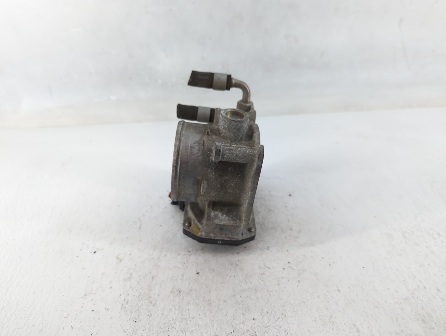 2013-2018 Nissan Altima Throttle Body P/N:2L06 01129 3TA60-01 A Fits Fits 2013 2014 2015 2016 2017 2018 2019 2020 OEM Used A