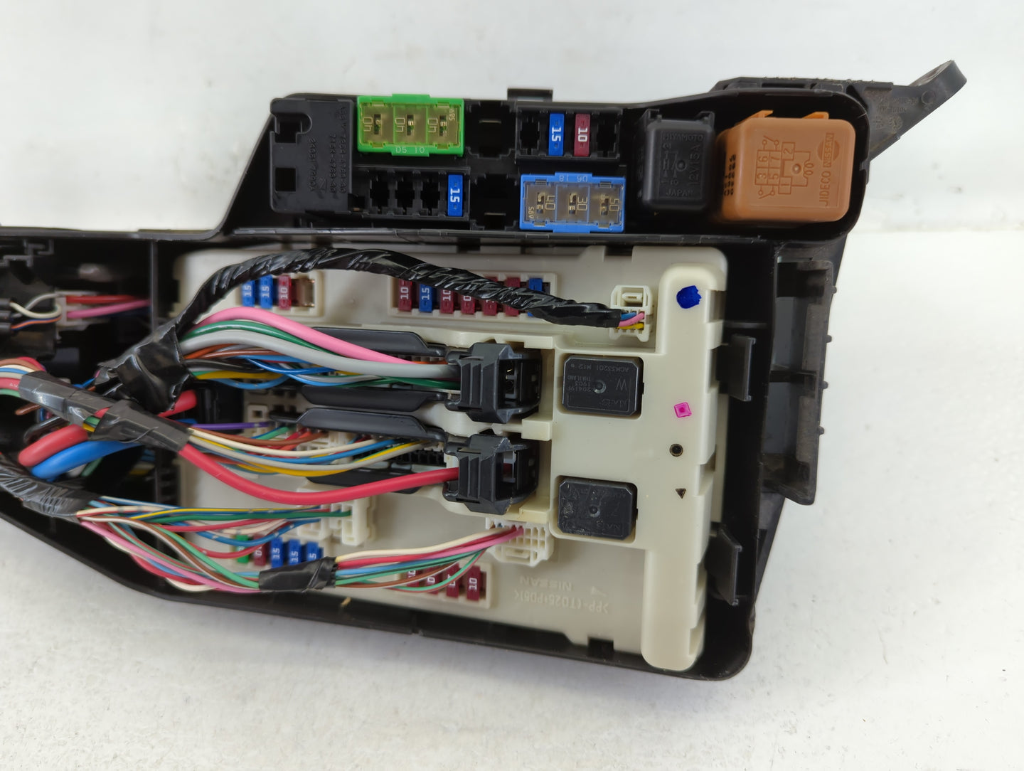 2011-2013 Nissan Altima Fusebox Fuse Box Panel Relay Module P/N:284B71AA1A C02402H02 Fits Fits 2011 2012 2013 OEM Used Auto 