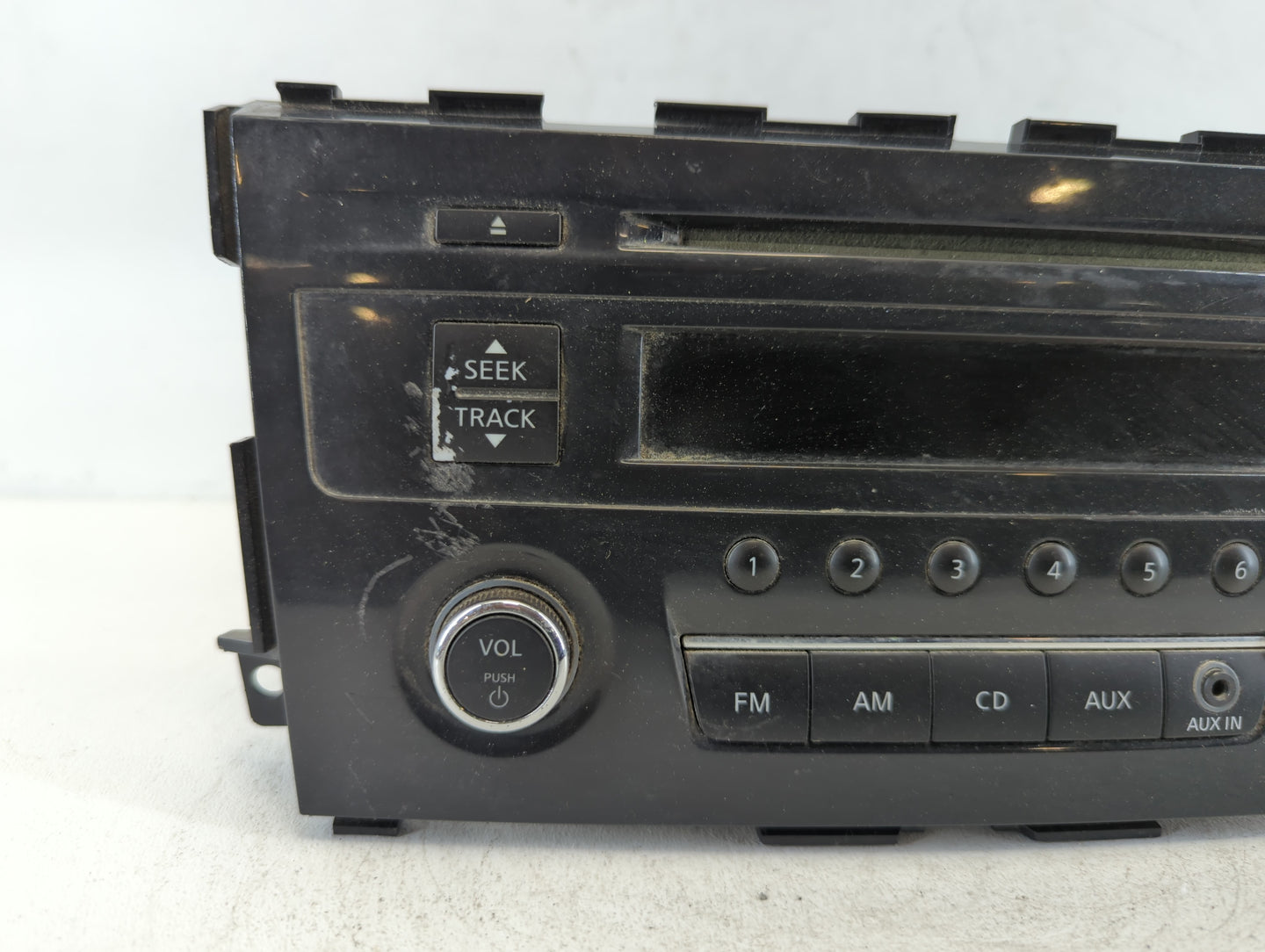 2013-2015 Nissan Altima Am Fm Cd Player Radio Receiver - Oemusedautoparts1.com