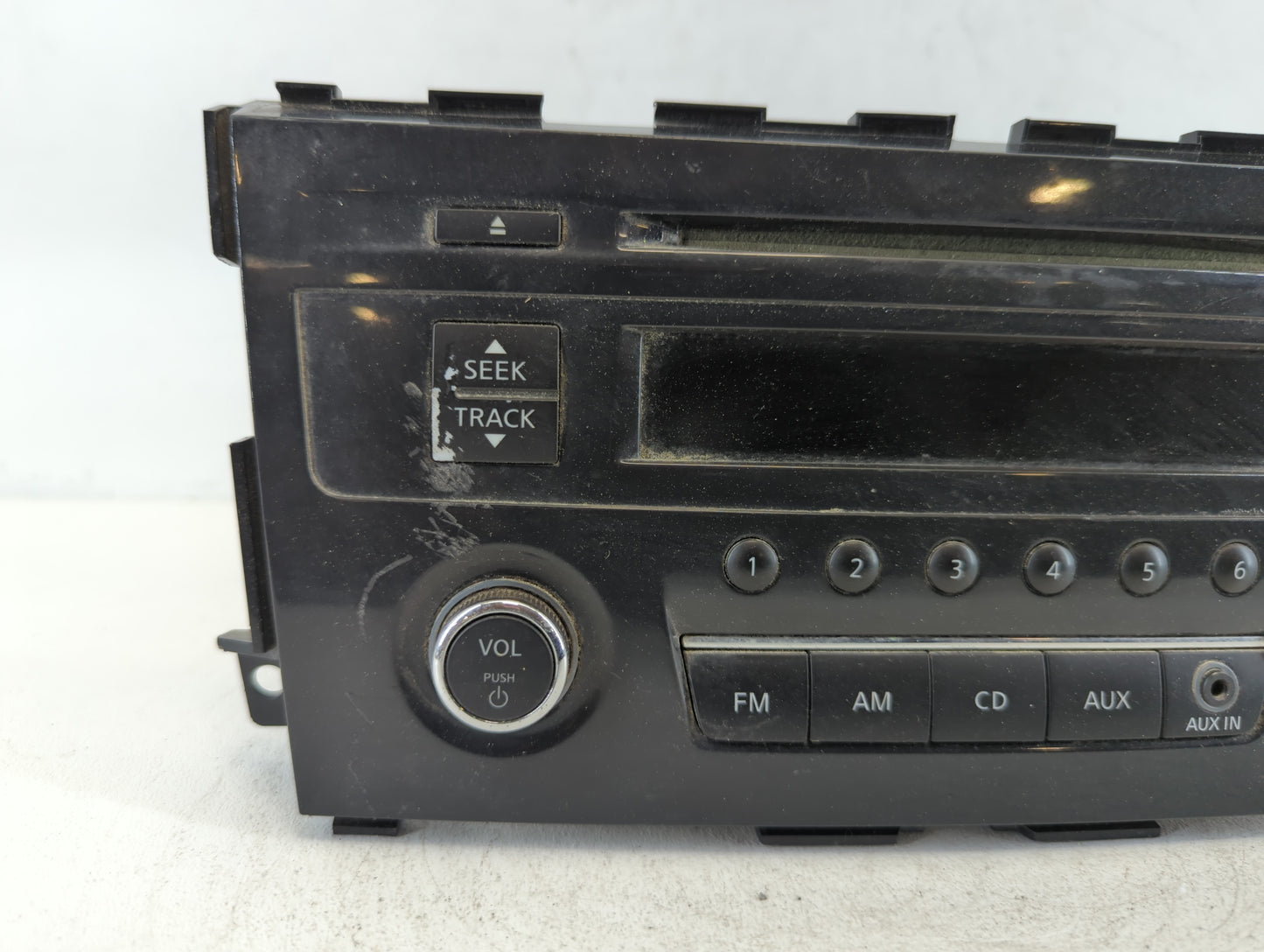 2013-2015 Nissan Altima Am Fm Cd Player Radio Receiver - Oemusedautoparts1.com