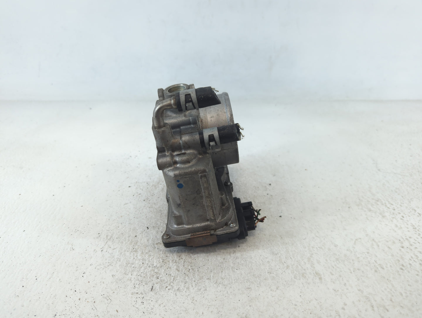 2013-2018 Nissan Altima Throttle Body P/N:00158 3F03, 3TA60-01 A Fits Fits 2013 2014 2015 2016 2017 2018 2019 2020 OEM Used 