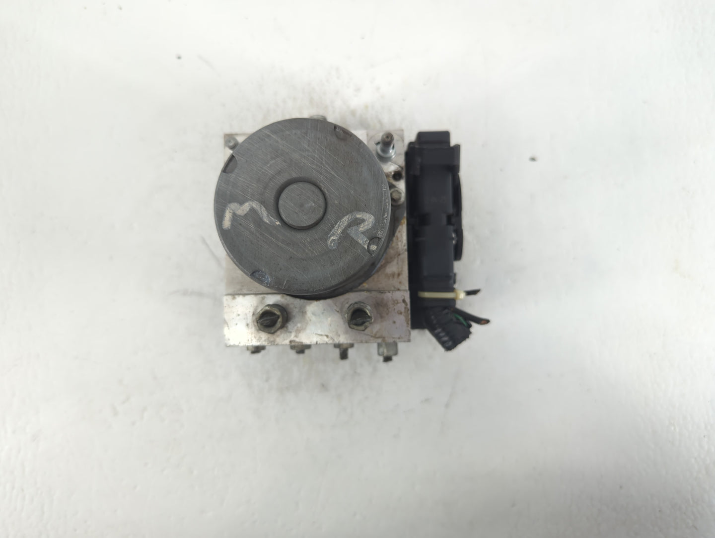 2011-2013 Nissan Altima ABS Pump Control Module Replacement P/N:67176 Fits Fits 2011 2012 2013 OEM Used Auto Parts - Oemused