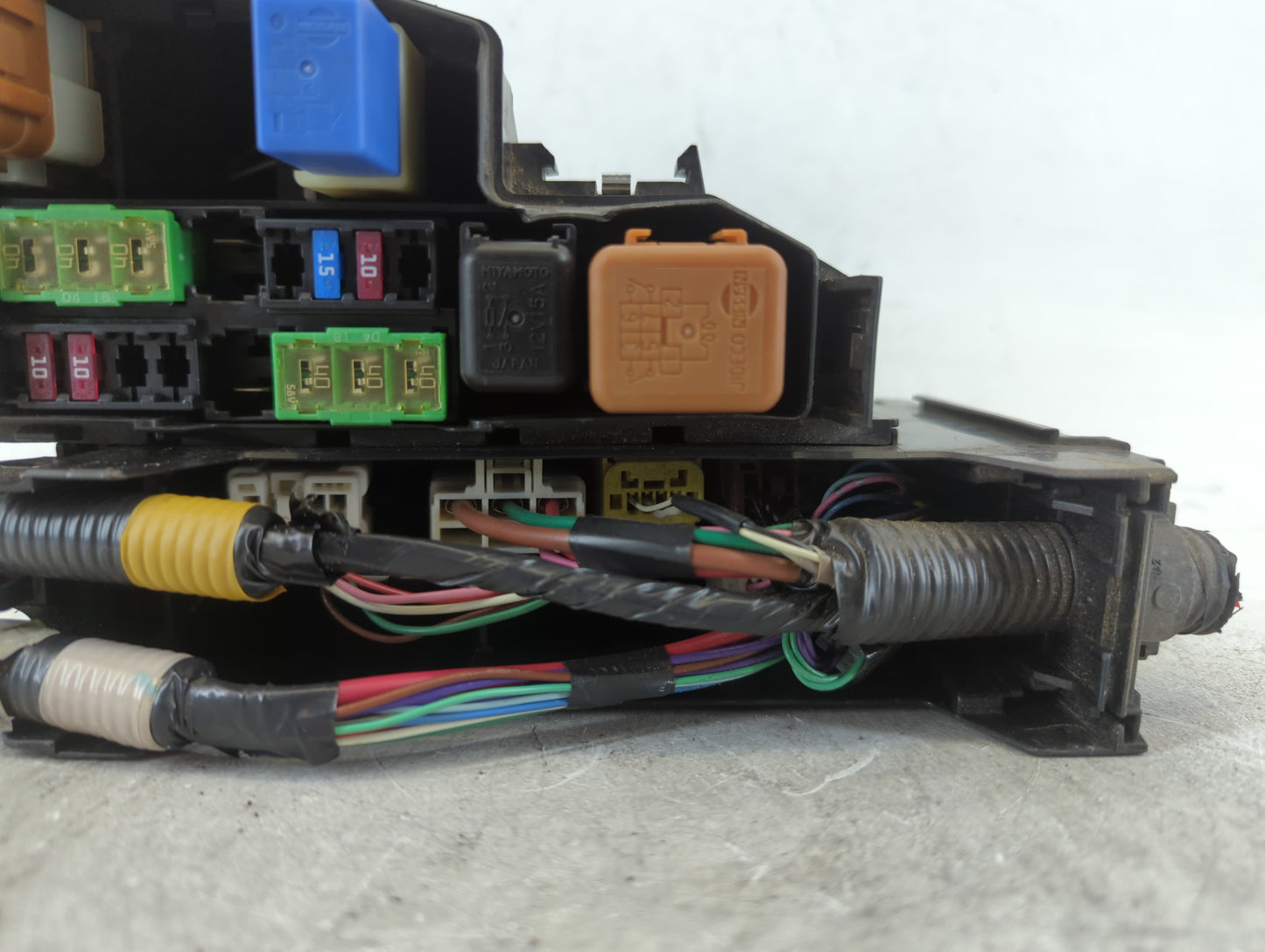 2013-2014 Nissan Altima Fusebox Fuse Box Panel Relay Module P/N:7154-5763-30 24381 7990A, 7254-5763-30 Fits Fits 2013 2014 O