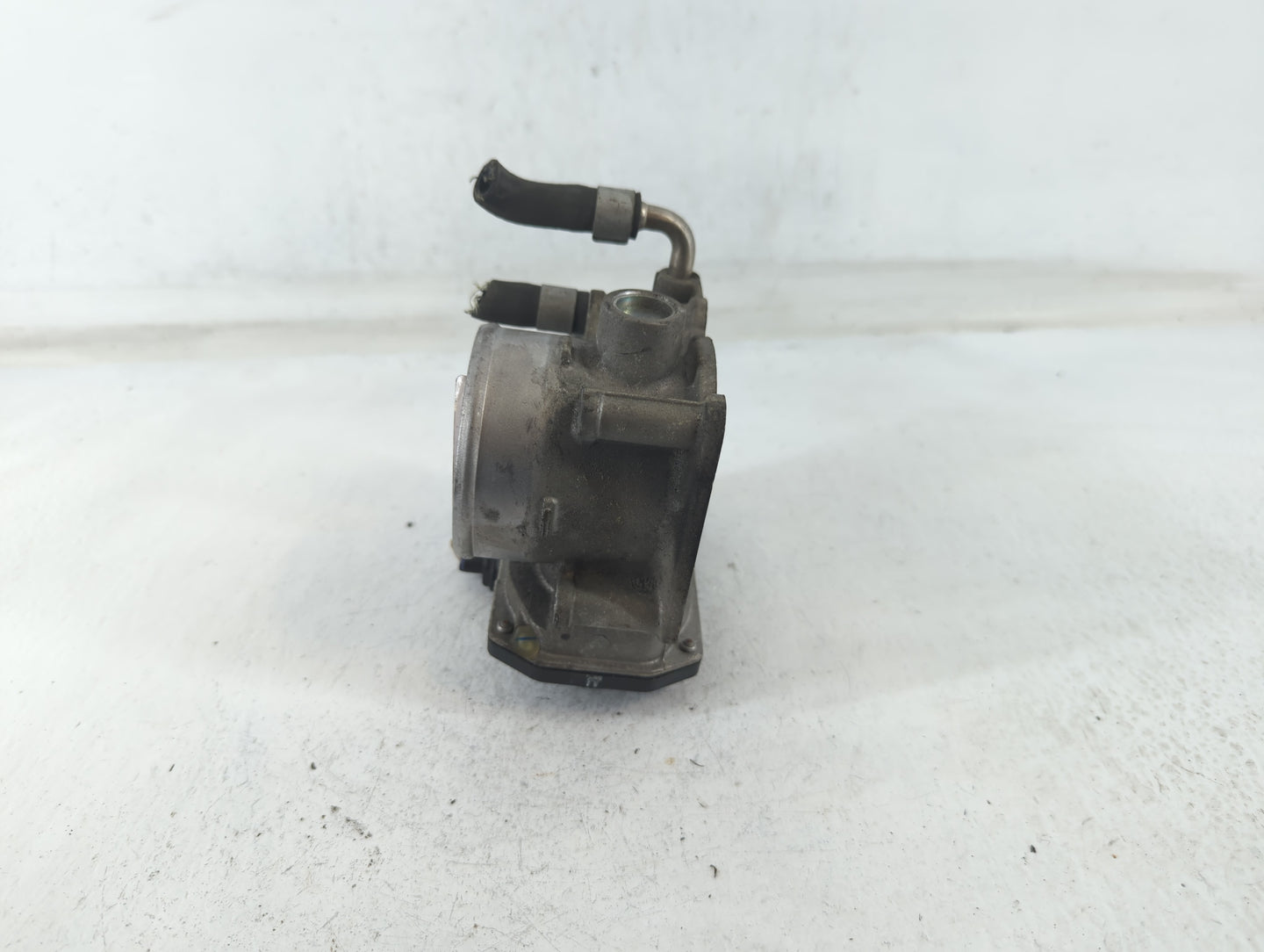 2013-2018 Nissan Altima Throttle Body P/N:3TA60-01 C Fits Fits 2013 2014 2015 2016 2017 2018 2019 2020 OEM Used Auto Parts -