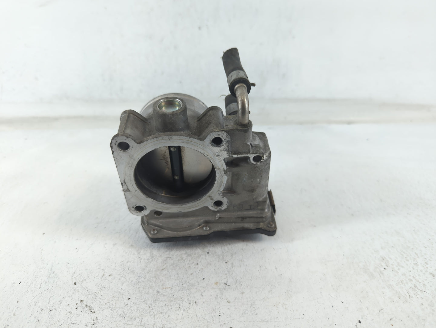 2013-2018 Nissan Altima Throttle Body P/N:3TA60-01 C Fits Fits 2013 2014 2015 2016 2017 2018 2019 2020 OEM Used Auto Parts -
