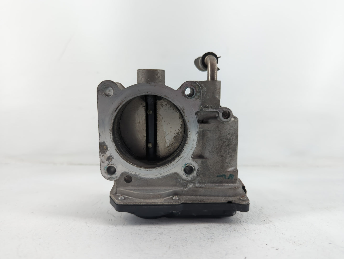2013-2018 Nissan Altima Throttle Body P/N:2J22 02449 3TA60-01 A Fits Fits 2013 2014 2015 2016 2017 2018 2019 2020 OEM Used A