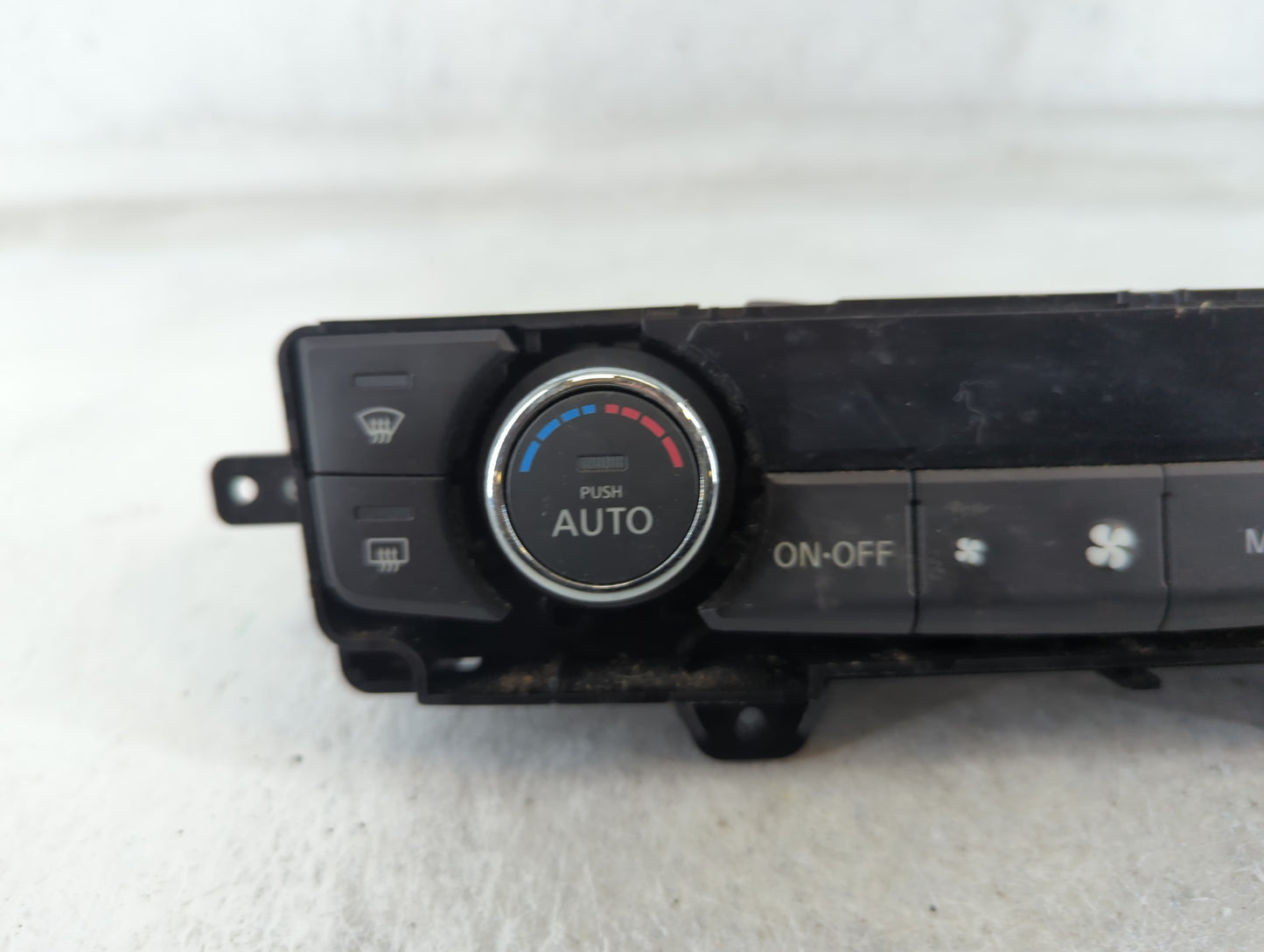 2013-2015 Nissan Altima Climate Control Module Temperature AC/Heater Replacement P/N:27500 3TM0A Fits Fits 2013 2014 2015 OE