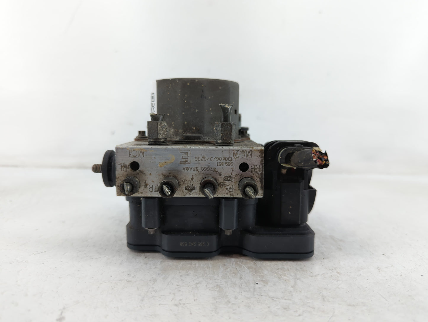 2013-2015 Nissan Altima ABS Pump Control Module Replacement P/N:47660 3TA0A Fits Fits 2013 2014 2015 OEM Used Auto Parts - O