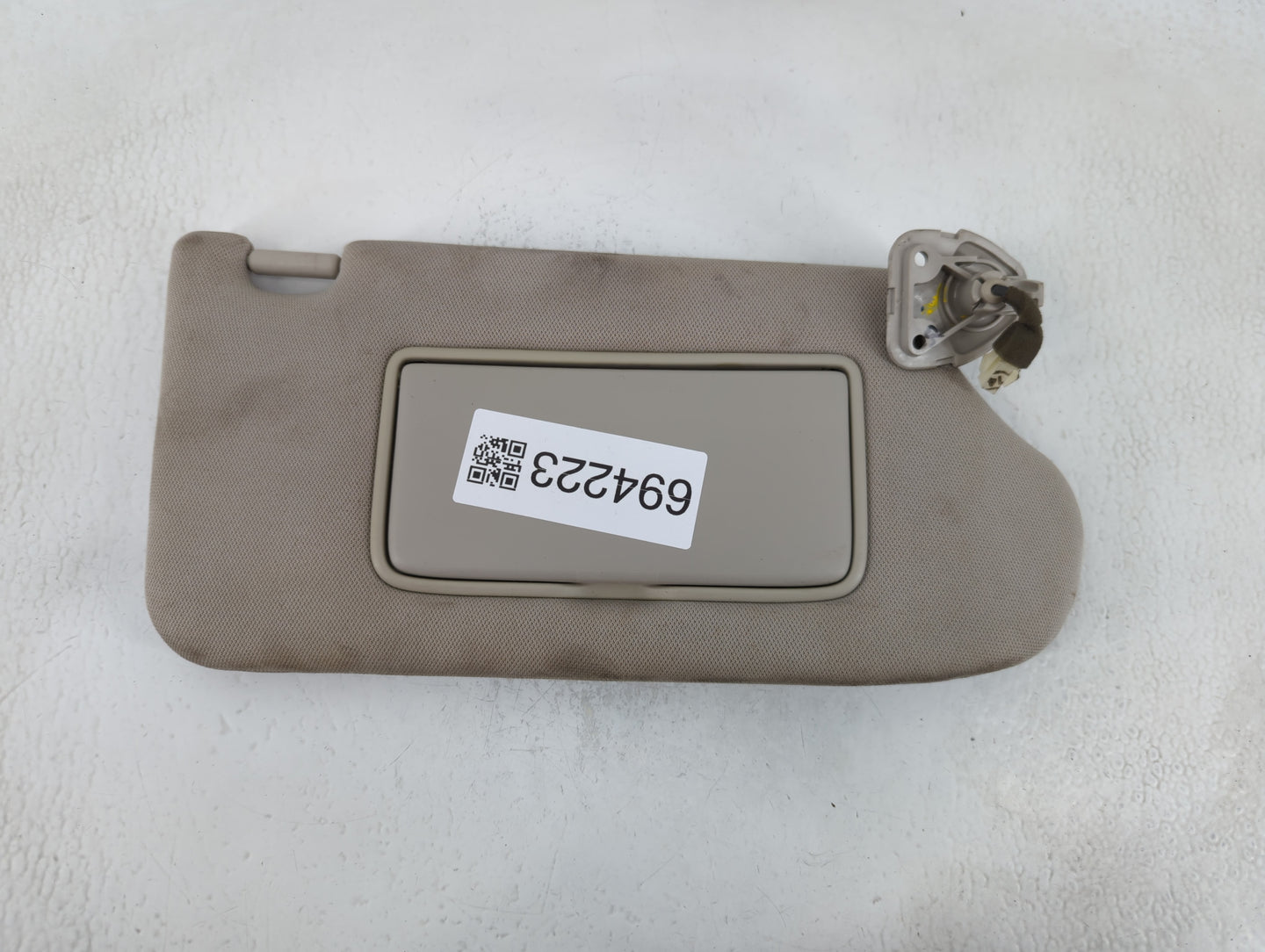 2013-2018 Nissan Altima Sun Visor Shade Replacement Passenger Right Mirror Fits Fits 2013 2014 2015 2016 2017 2018 OEM Used 