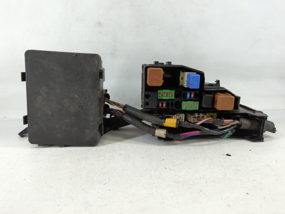 2013-2014 Nissan Altima Fusebox Fuse Box Panel Relay Module P/N:7154-5763-30 7254-5763-30 Fits Fits 2013 2014 OEM Used Auto 