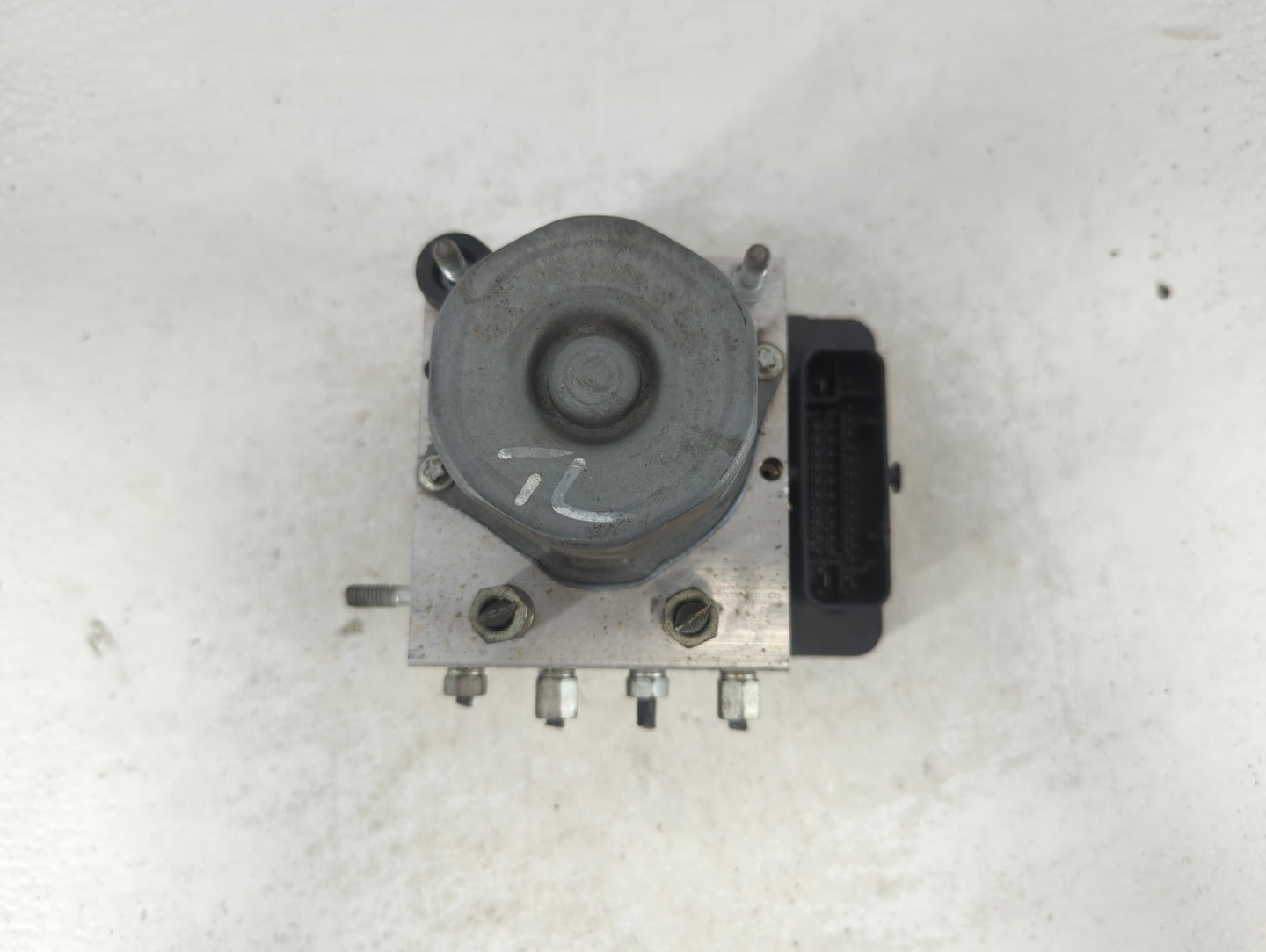 2011-2013 Nissan Altima ABS Pump Control Module Replacement P/N:47660 3TA0A Fits Fits 2011 2012 2013 OEM Used Auto Parts - O