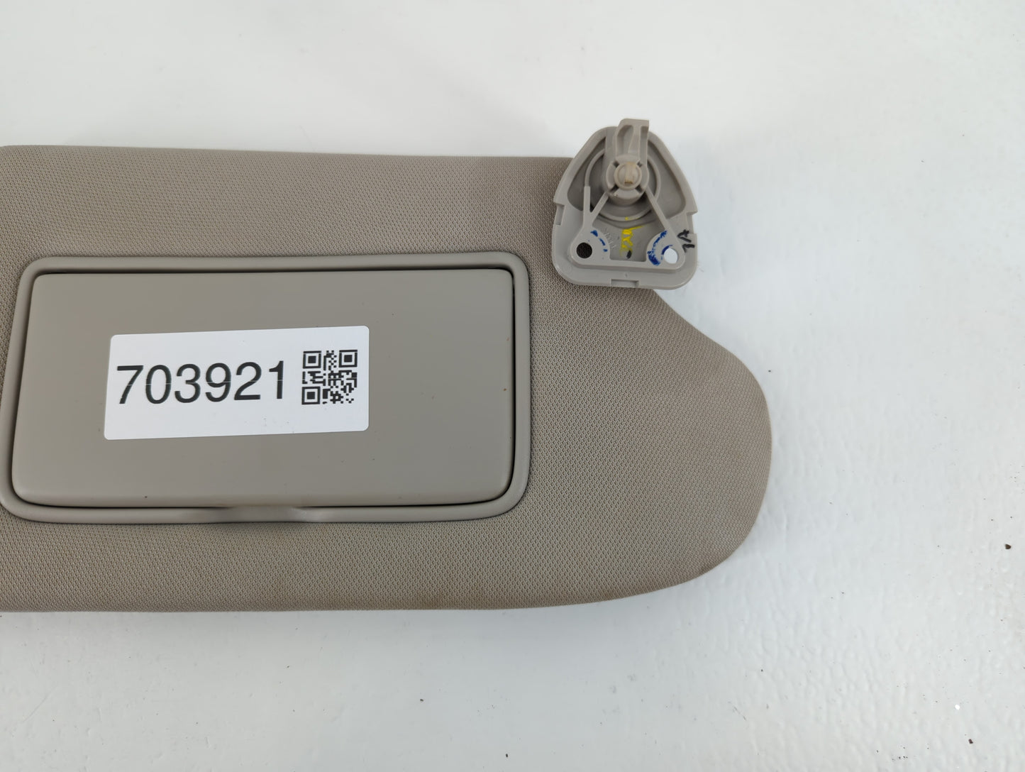 2013-2017 Nissan Altima Sun Visor Shade Replacement Passenger Right Mirror Fits Fits 2013 2014 2015 2016 2017 OEM Used Auto 