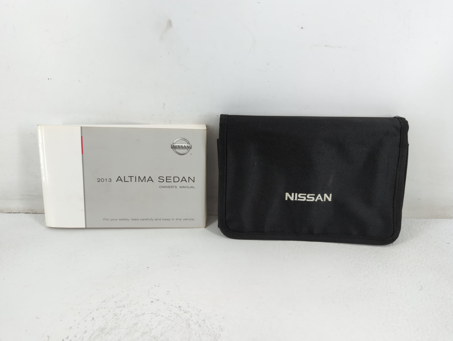 2013 Nissan Altima Owners Manual Book Guide P/N:OM3E 0L33U4 OEM Used Auto Parts - Oemusedautoparts1.com