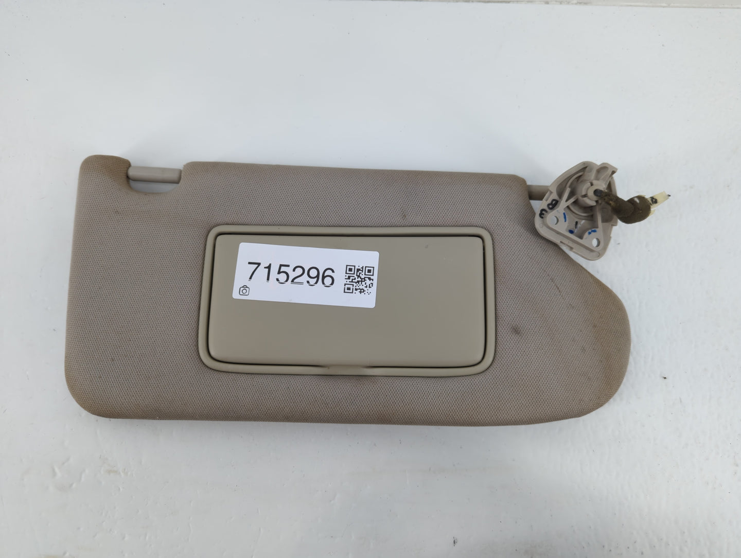 2013-2018 Nissan Altima Sun Visor Shade Replacement Passenger Right Mirror Fits Fits 2013 2014 2015 2016 2017 2018 OEM Used 