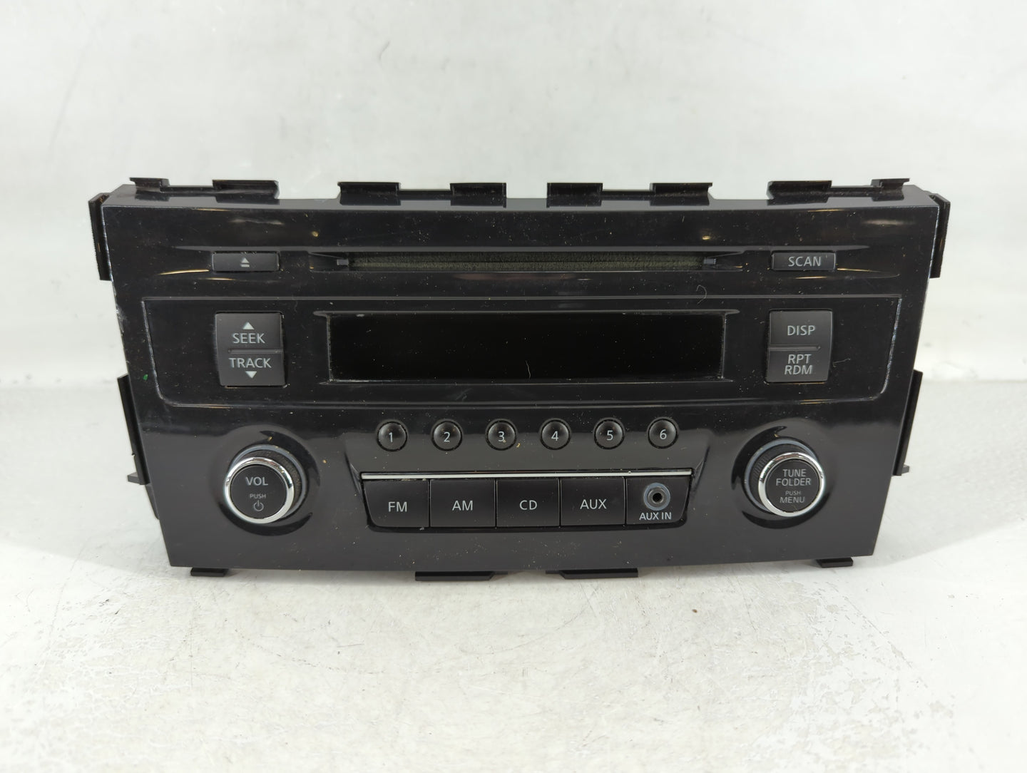 2013-2015 Nissan Altima Am Fm Cd Player Radio Receiver - Oemusedautoparts1.com