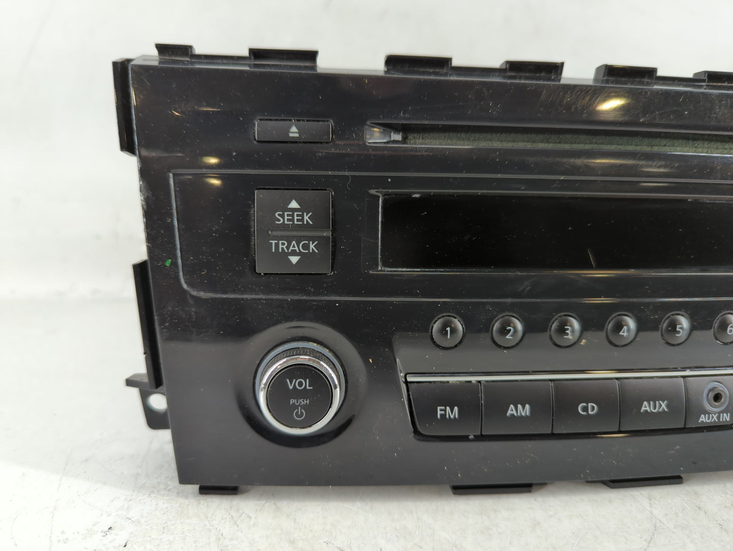 2013-2015 Nissan Altima Am Fm Cd Player Radio Receiver - Oemusedautoparts1.com