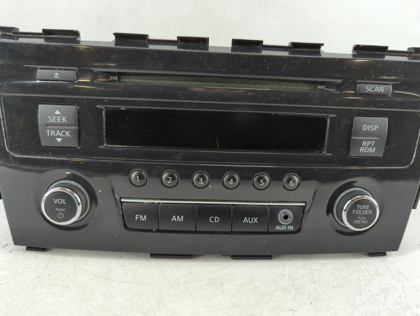 2013-2015 Nissan Altima Am Fm Cd Player Radio Receiver - Oemusedautoparts1.com