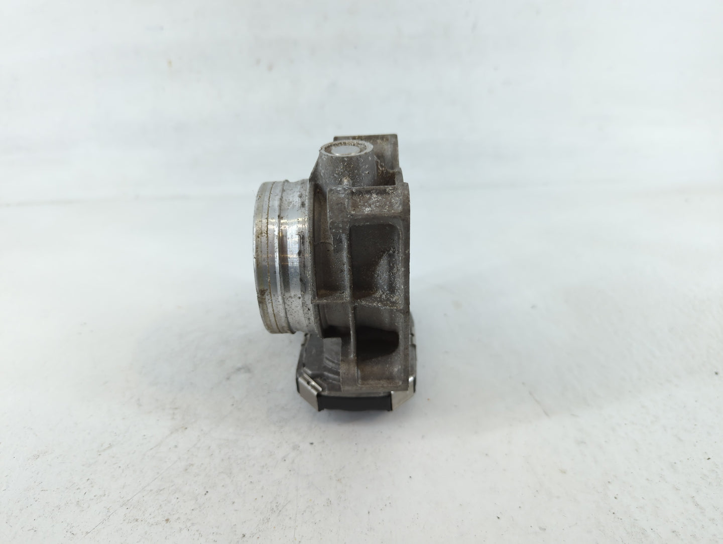 2013-2018 Nissan Altima Throttle Body P/N:12670837AA Fits Fits 2013 2014 2015 2016 2017 2018 2019 2020 OEM Used Auto Parts -