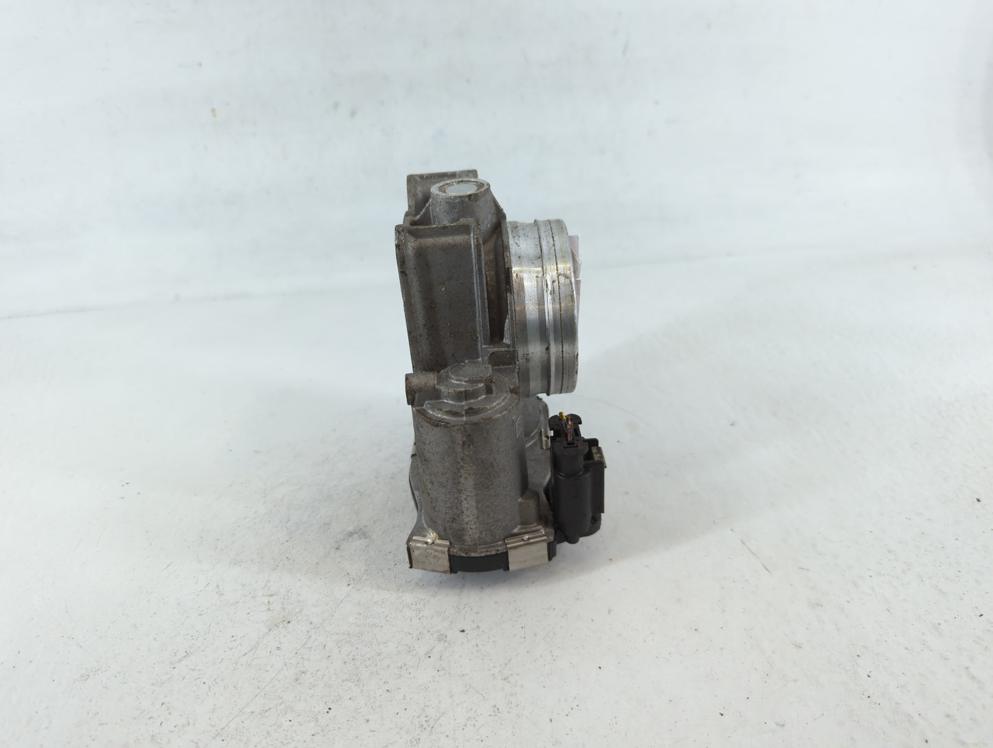 2013-2018 Nissan Altima Throttle Body P/N:12670837AA Fits Fits 2013 2014 2015 2016 2017 2018 2019 2020 OEM Used Auto Parts -