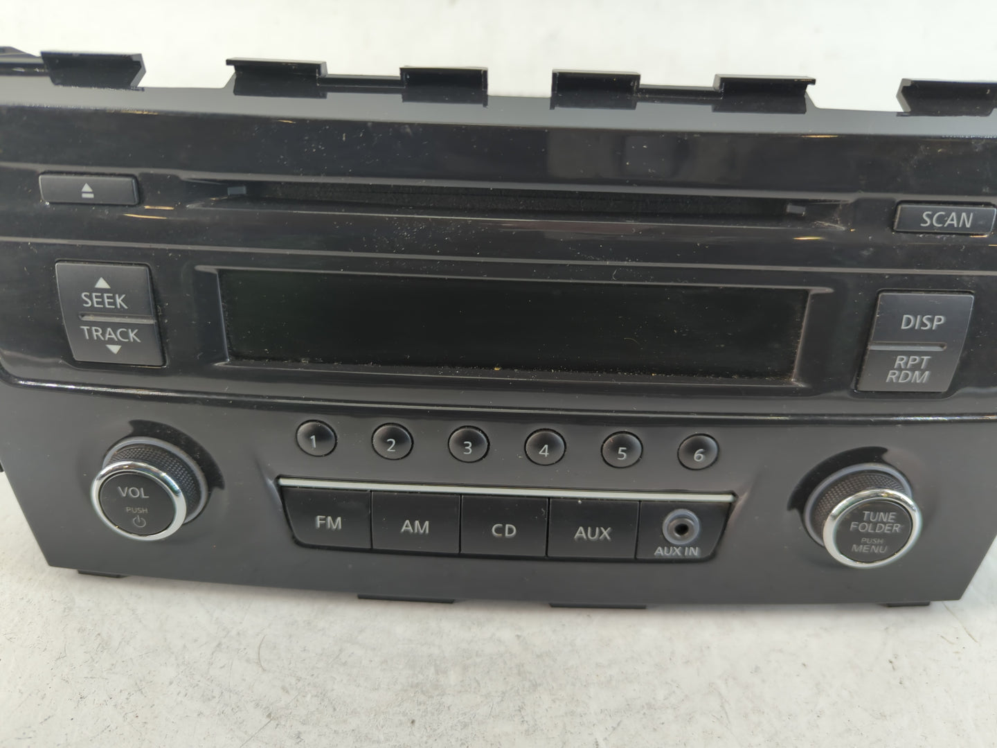 2013-2015 Nissan Altima Am Fm Cd Player Radio Receiver - Oemusedautoparts1.com