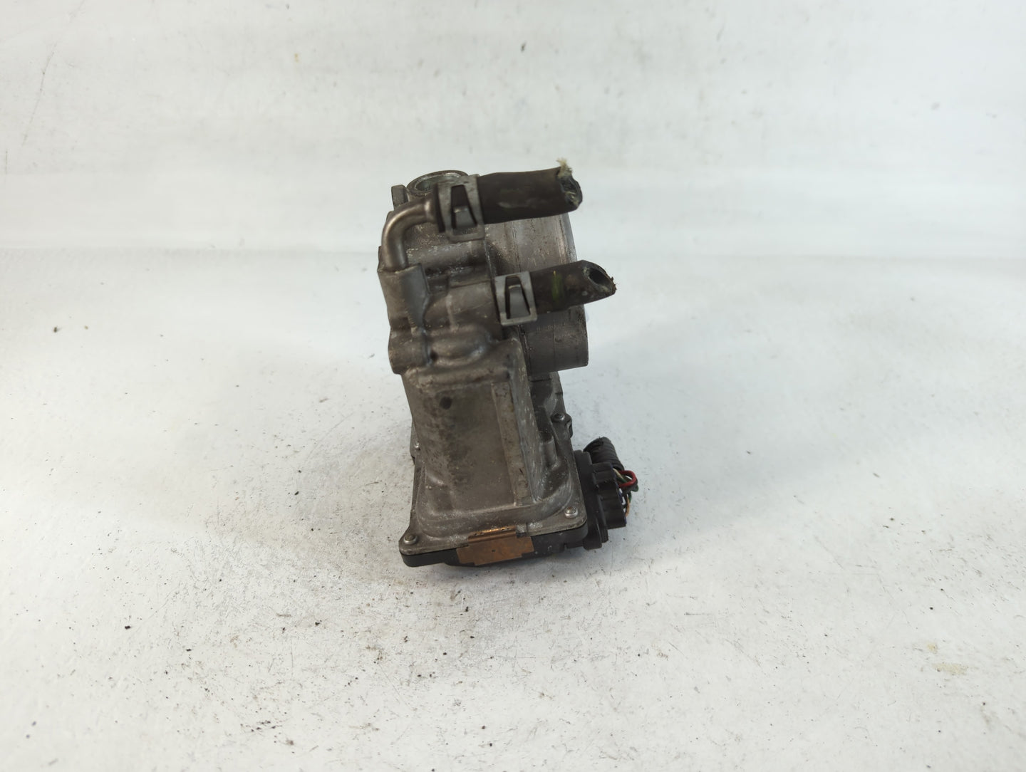 2013-2018 Nissan Altima Throttle Body P/N:3TA60-01 A Fits Fits 2013 2014 2015 2016 2017 2018 2019 2020 OEM Used Auto Parts -