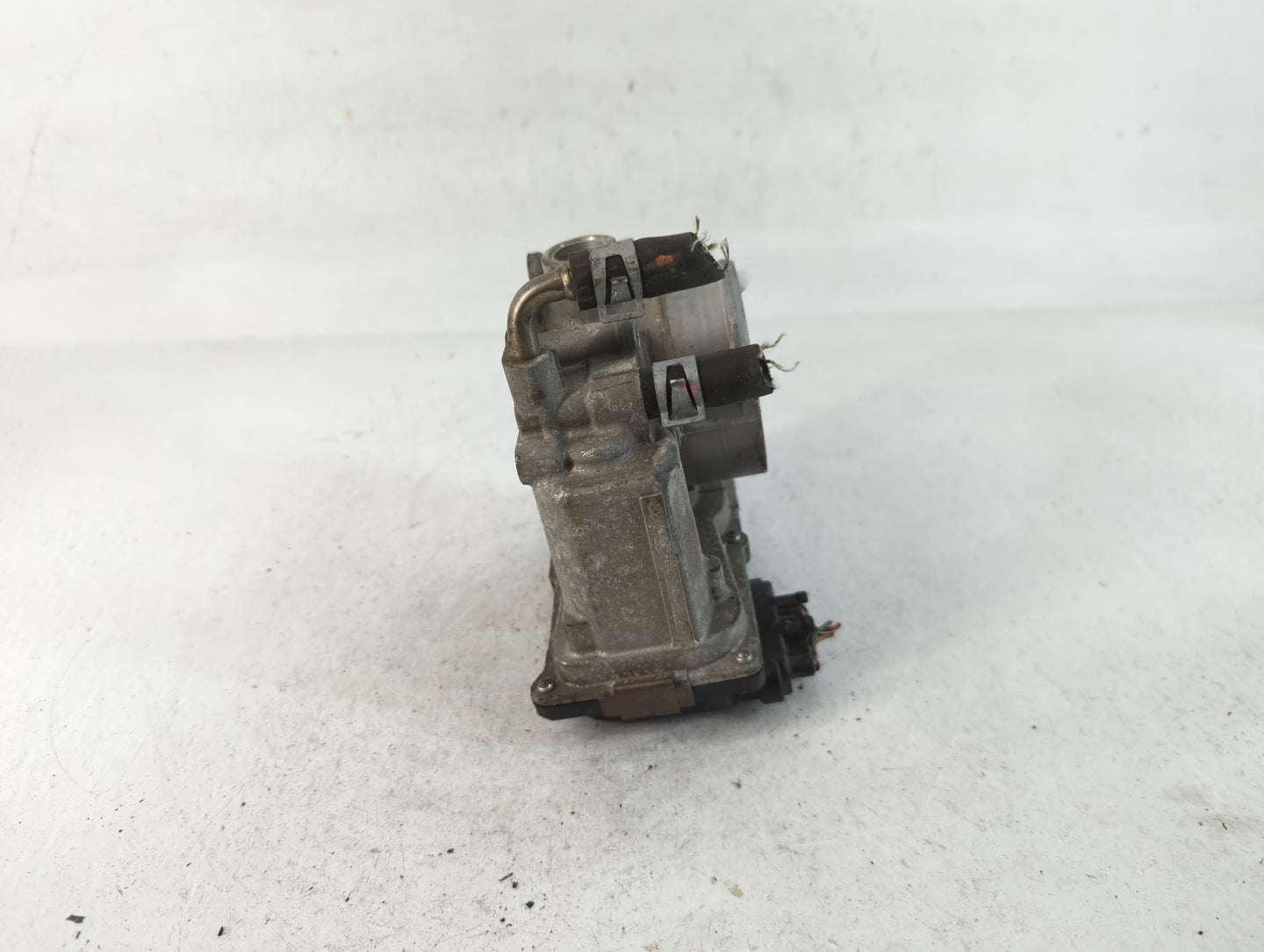 2013-2018 Nissan Altima Throttle Body P/N:3TA60-01 A Fits Fits 2013 2014 2015 2016 2017 2018 2019 2020 OEM Used Auto Parts -