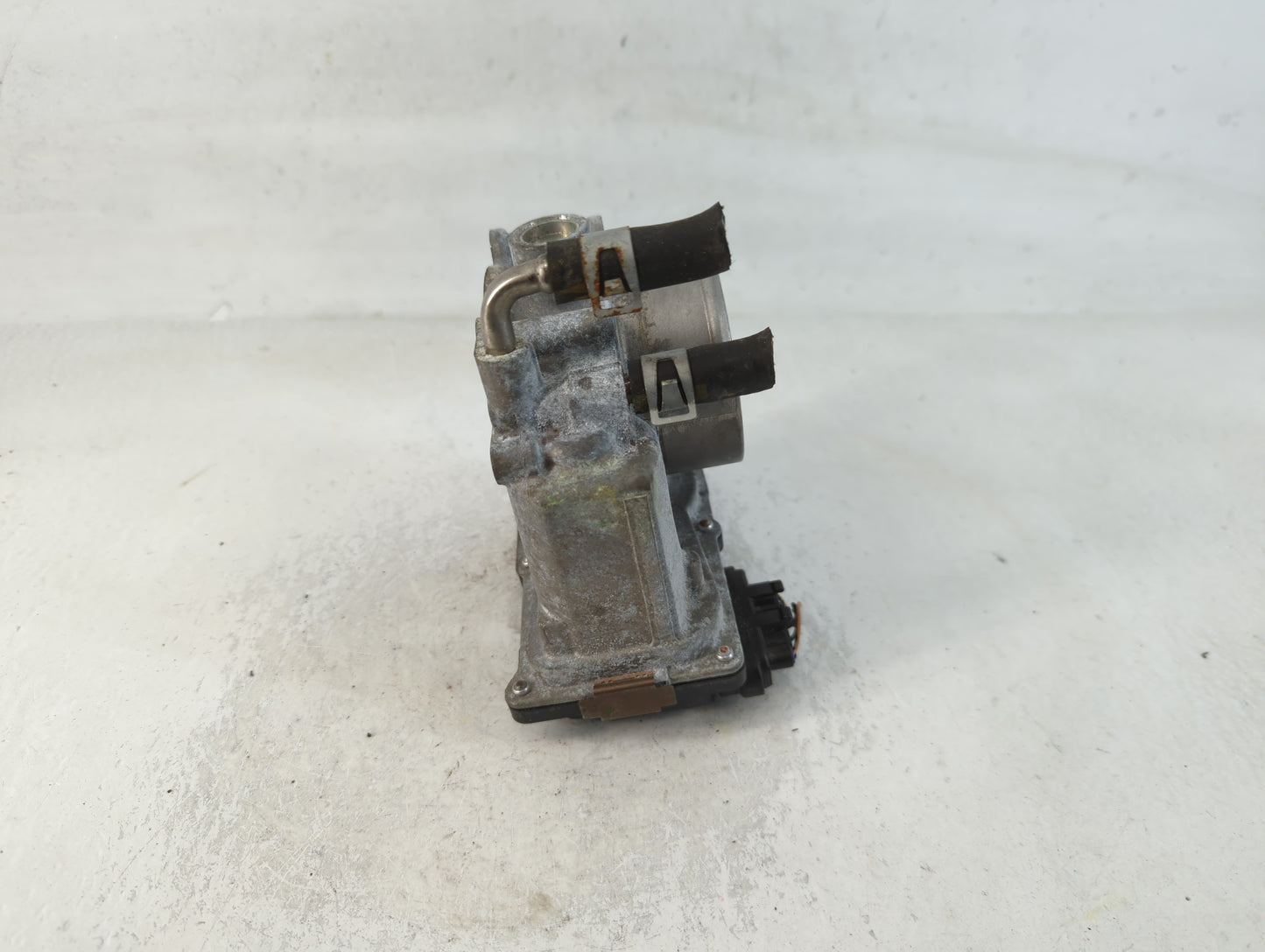 2013-2018 Nissan Altima Throttle Body P/N:3TA60-01 A Fits Fits 2013 2014 2015 2016 2017 2018 2019 2020 OEM Used Auto Parts -