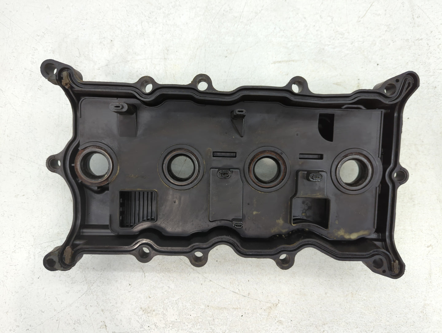 2013 Nissan Altima Driver Left Cylinder Head Valve Cover P/N:PA-GF33 Fits OEM Used Auto Parts - Oemusedautoparts1.com