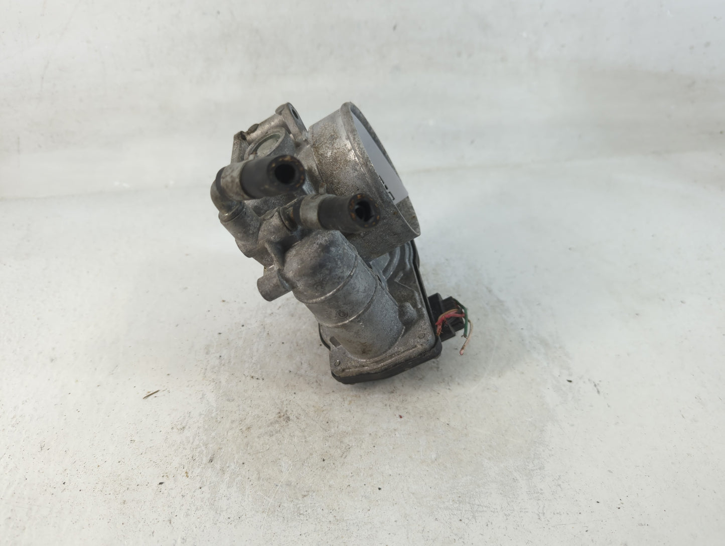 2007-2014 Nissan Altima Throttle Body P/N:RME70-11 Fits Fits 2007 2008 2009 2010 2011 2012 2013 2014 OEM Used Auto Parts - O